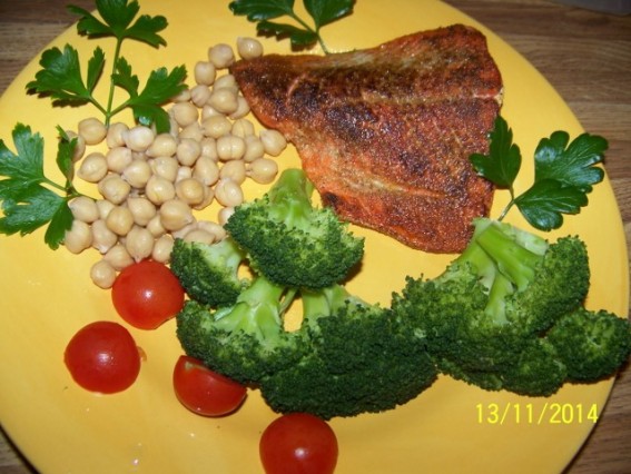 salmon, chickpeas ......jpg